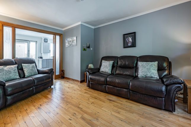 29 Wattlow Avenue, Rutherglen, Glasgow photo 5