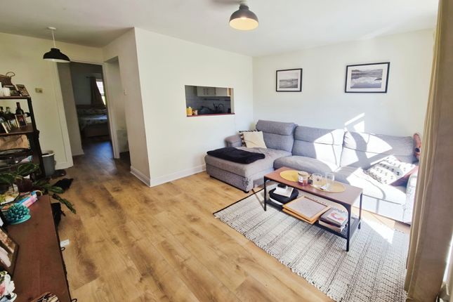 Thumbnail Maisonette to rent in Windmill Rise, Kingston Upon Thames, Surrey