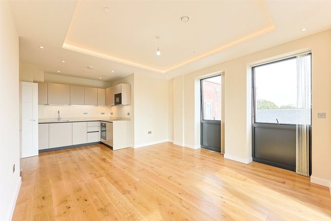 Flat 7, 100, Warwick Road, Ealing photo 3