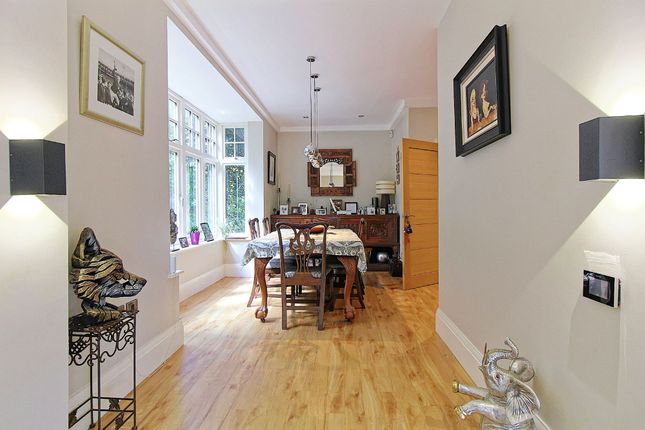 24 Oakfield Road, Leicester photo 4