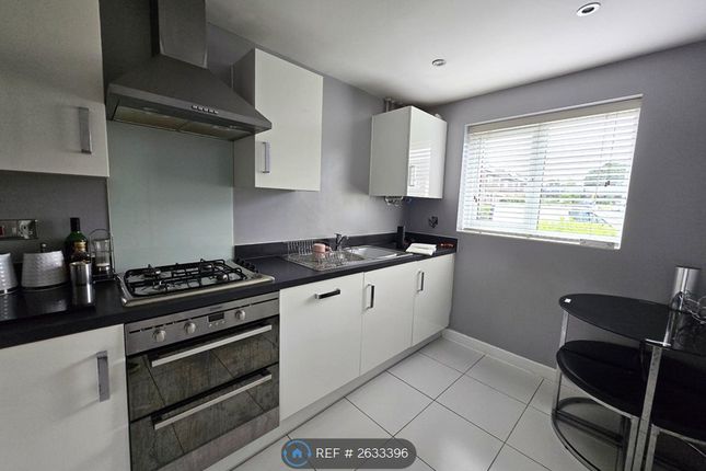 A Windermere Road, Middleton, Manchester photo 3