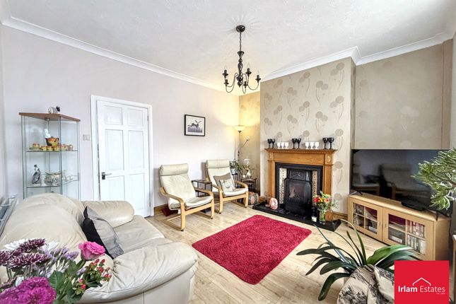131 New Moss Road, Manchester photo 2