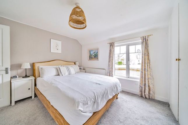 End terrace house for sale in Beacon Hill Road, Hindhead