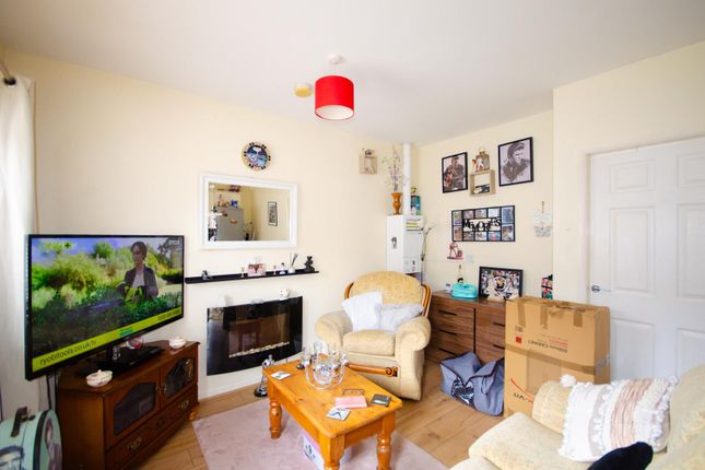 7, Butchers Place, WITHERNSEA photo 4