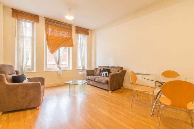 Thumbnail Flat to rent in Essex House, 25-27 Temple Street