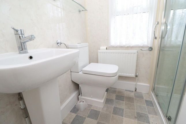 Mobile/park home for sale in Torksey Lock, Lincoln