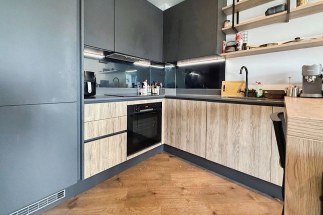 Flat 101, 50, Flagstaff Road, Green Park, Reading photo 4