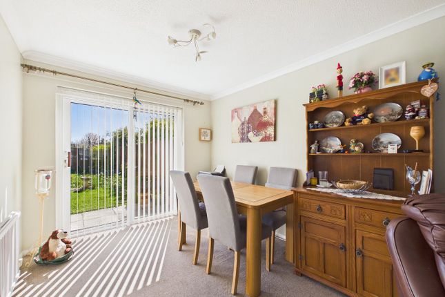 28, Phillips Road, Birchington photo 3