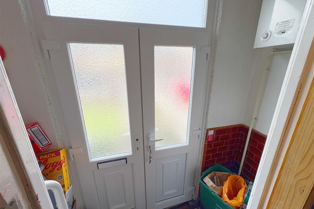 31, Stoneleigh Crescent, Bristol photo 3