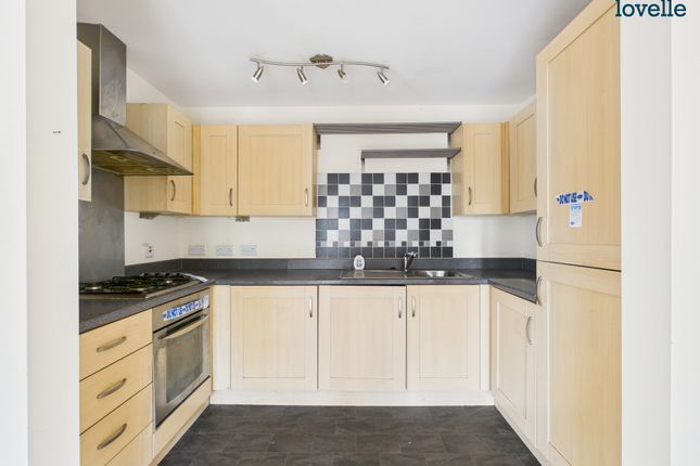 32, Allenby Close, Lincoln photo 3