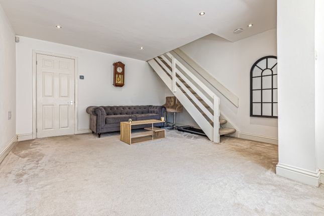 15, Keightley Walk, Leicester photo 3