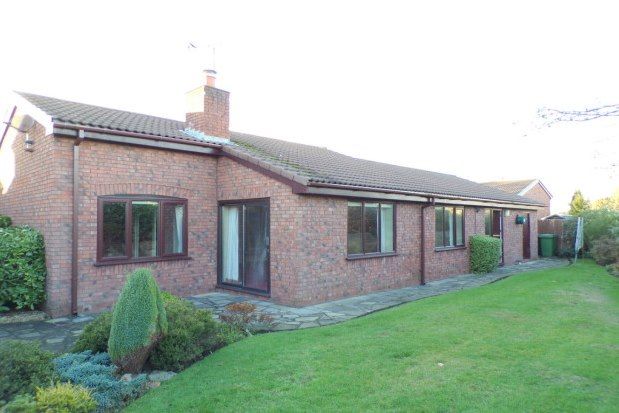 3 bed bungalow to rent in Brancote Mount, Prenton CH43
