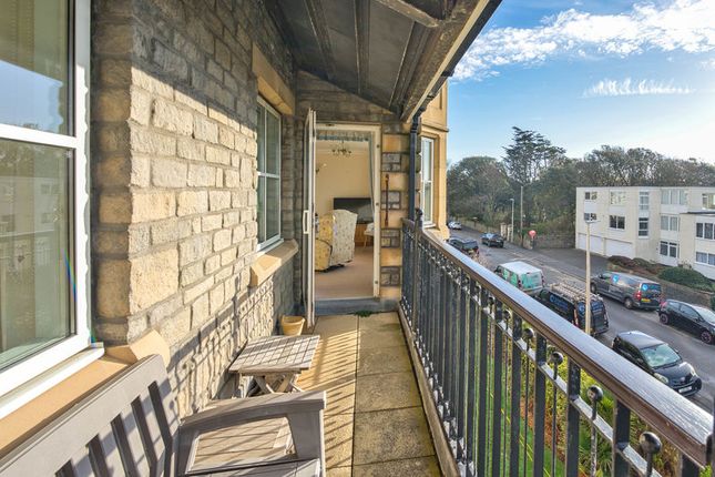 35 Pegasus Court, 58 Beach Road, Weston-Super-Mare photo 3