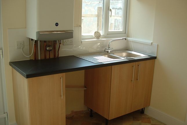 Thumbnail Flat to rent in Cowick Road, Exeter