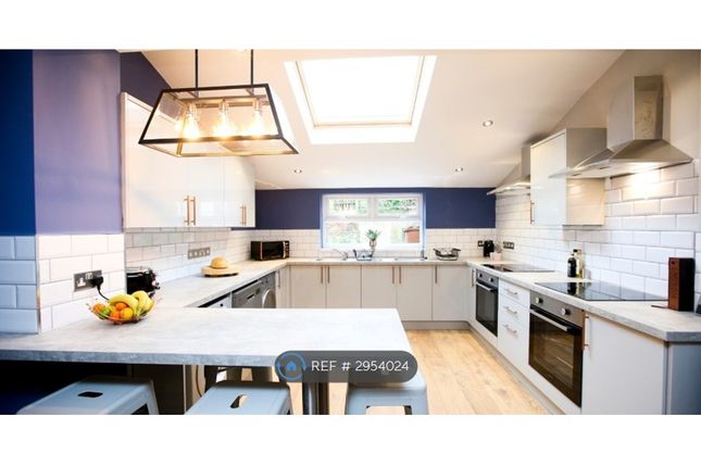 Carlton Road, Birkenhead photo 5