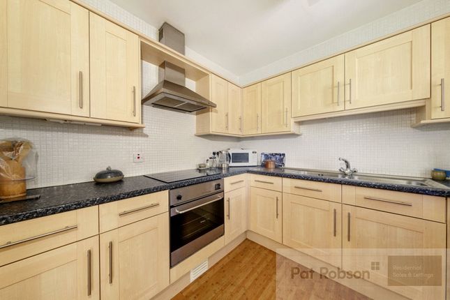 32, Blythswood, Newcastle Upon Tyne photo 4
