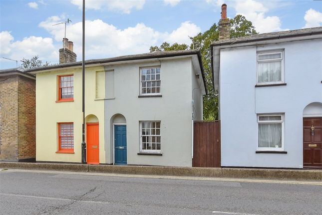 2-bed terraced on St. Peter's Place, Canterbury, £225,000