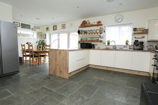 9, Hunt Road, Poole photo 4