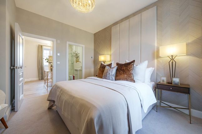 Flat for sale in "The Abbey" at Dupre Crescent, Wilton Park, Beaconsfield