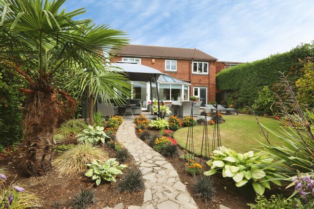4, Eleanor Court, Doncaster photo 4