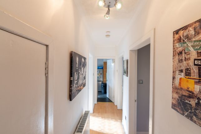 43 Blairholm Drive, Bellshill photo 4