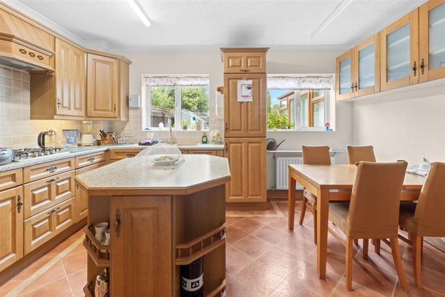 50 Beaulieu Drive, Pevensey photo 4