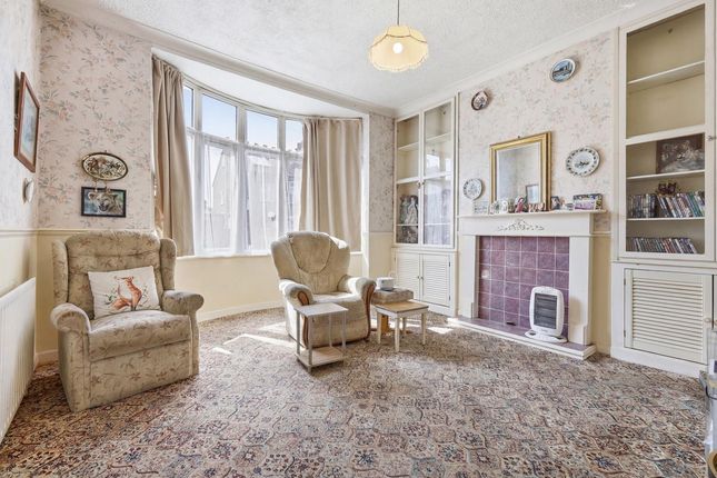 122, Westbourne Grove, Westcliff-on-Sea photo 4