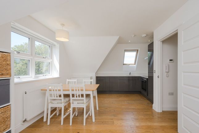 Bonsor House ,Flat 7, Merton Road, London photo 2
