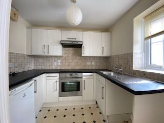 Thumbnail Flat to rent in Friernhay Street, Exeter
