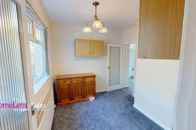 219, Moore Avenue, Bradford photo 4