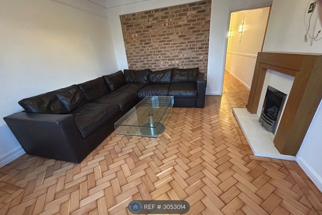 Macaulay Court Macaulay Road, London photo 2