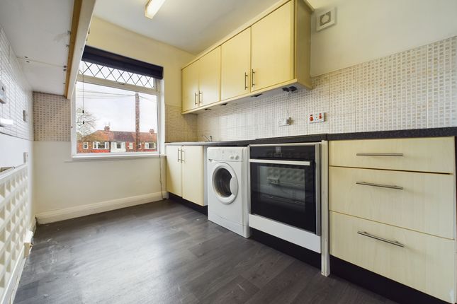 Flat to rent in Hull Road, Cottingham Road, Hull