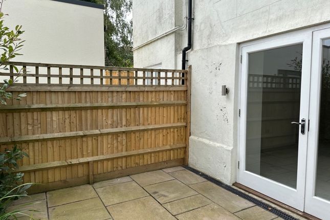 Apt 1, Highgate Hall Rye Road, Cranbrook photo 2
