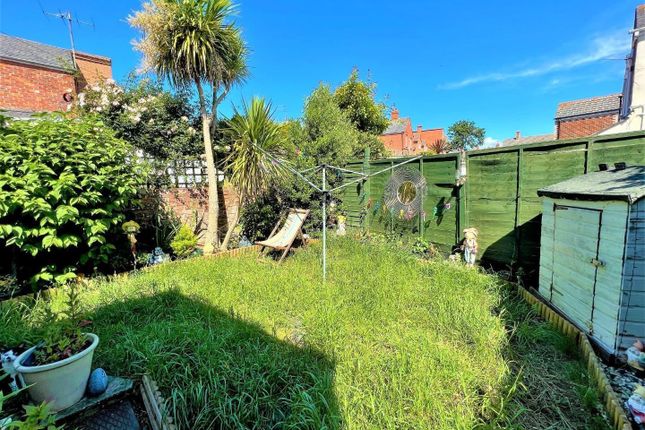 Flat 1, 46,,, Abbotsbury Road, Weymouth photo 3