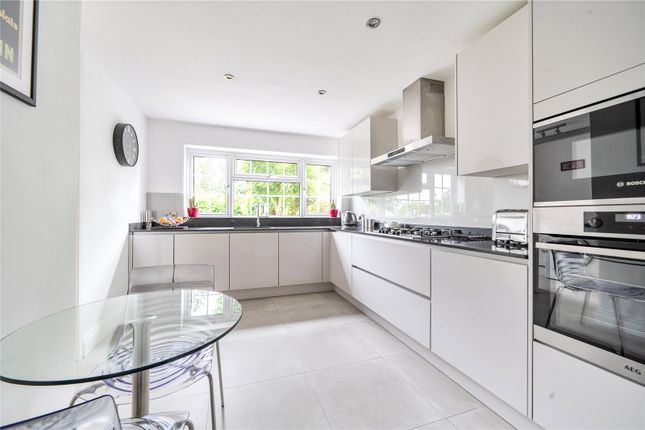 14, McAdam Drive, Enfield photo 2