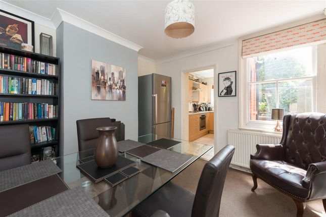 36, Ivy Lane, Canterbury photo 4