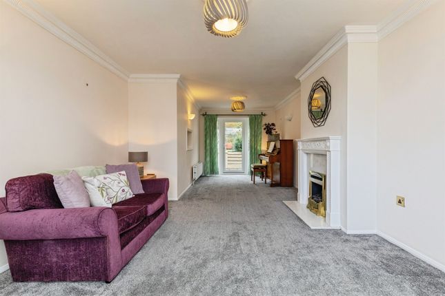 14, Dorset Way, Bristol photo 2