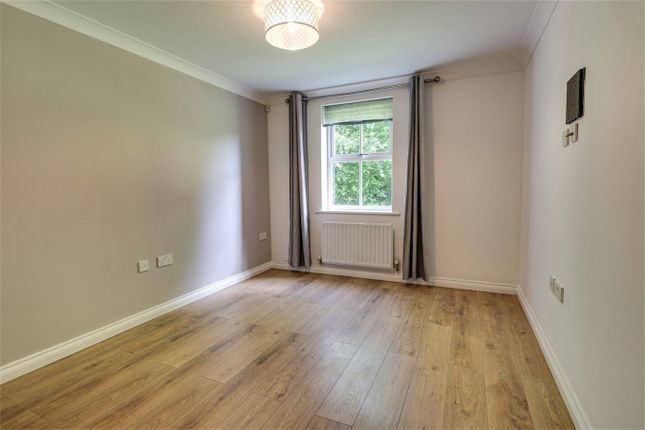 1 Willow Court, London Road, Sawbridgeworth photo 5