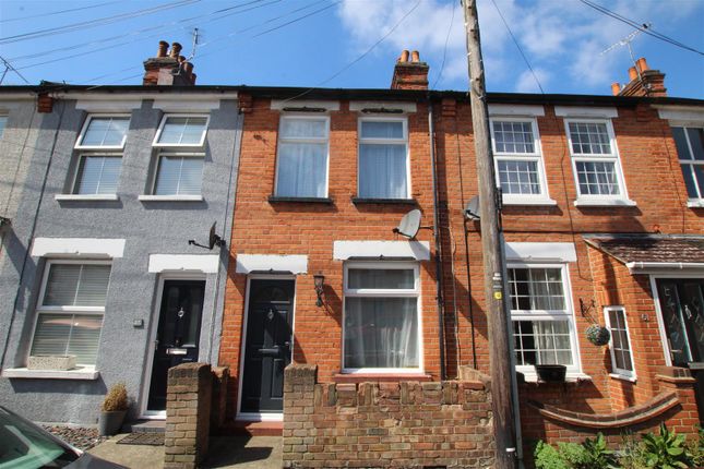 Cottage to rent in North Road Avenue, Brentwood