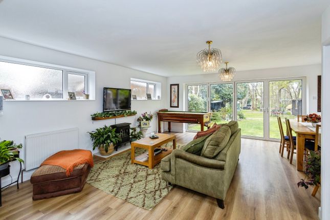 38, Titchfield Park Road, Fareham photo 4