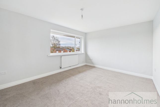 70, Hatherleigh Walk, Bolton photo 2