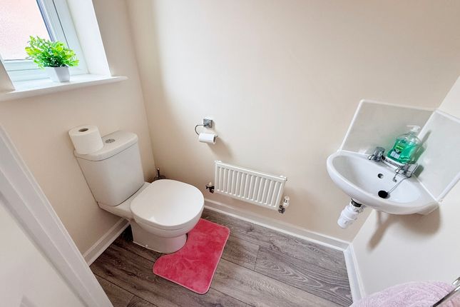 79 Llwyngwern, Swansea photo 2