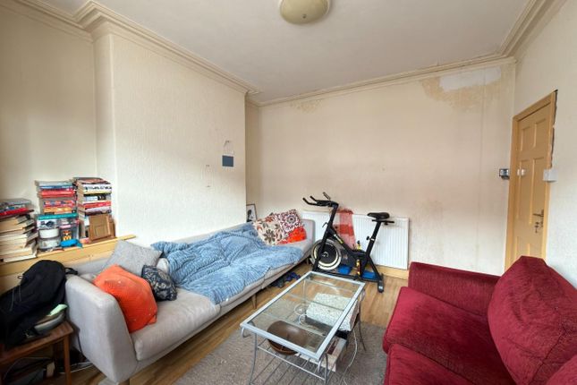 5, Lynwood Avenue, Manchester photo 3