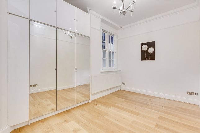 Flat to rent in Rodney Court, 6-8 Maida Vale, London