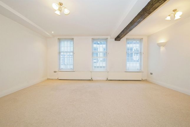 Flat for sale in Bank Street, Chepstow