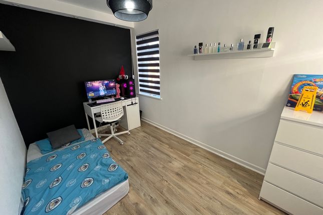 End terrace house for sale in Earls Road, Southampton