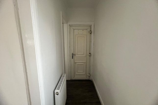 37, Keith Road, Middlesbrough photo 4