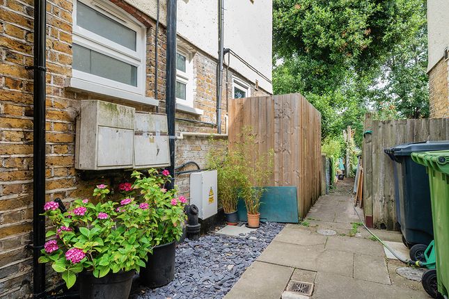 Willow Road, Ealing photo 3