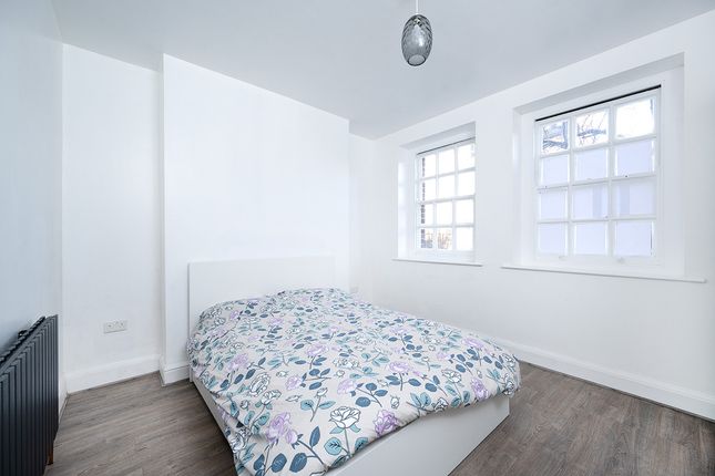 Flat 6 Parkhurst Court,, Warlters Road, Islington photo 3