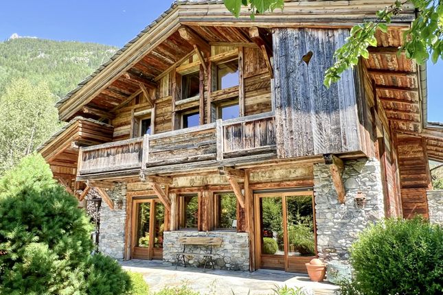 Thumbnail Chalet for sale in Chamonix, Chamonix / St Gervais, French Alps / Lakes